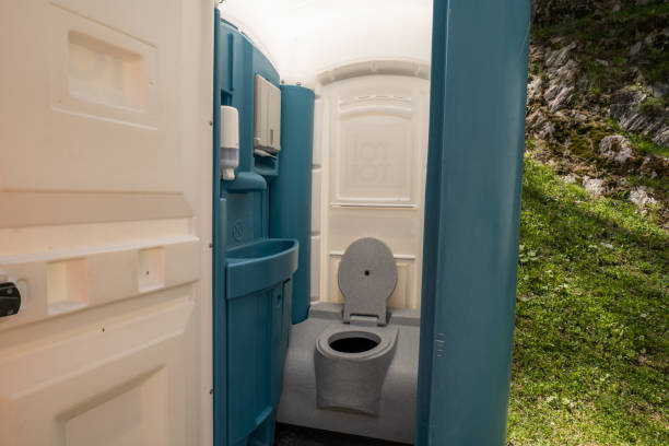 Best ADA-Compliant Portable Toilet Rental  in Rmel By The Sea, CA